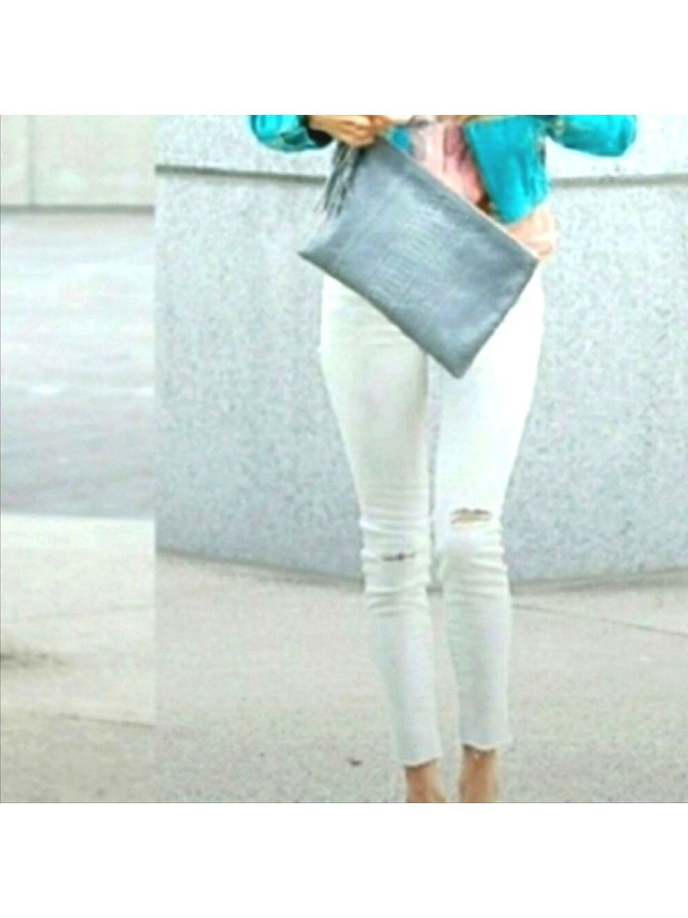 JBrand Skinny Leg Hysteria Grey Wash Low Rise Distressed Denim Rips Raw Ankle